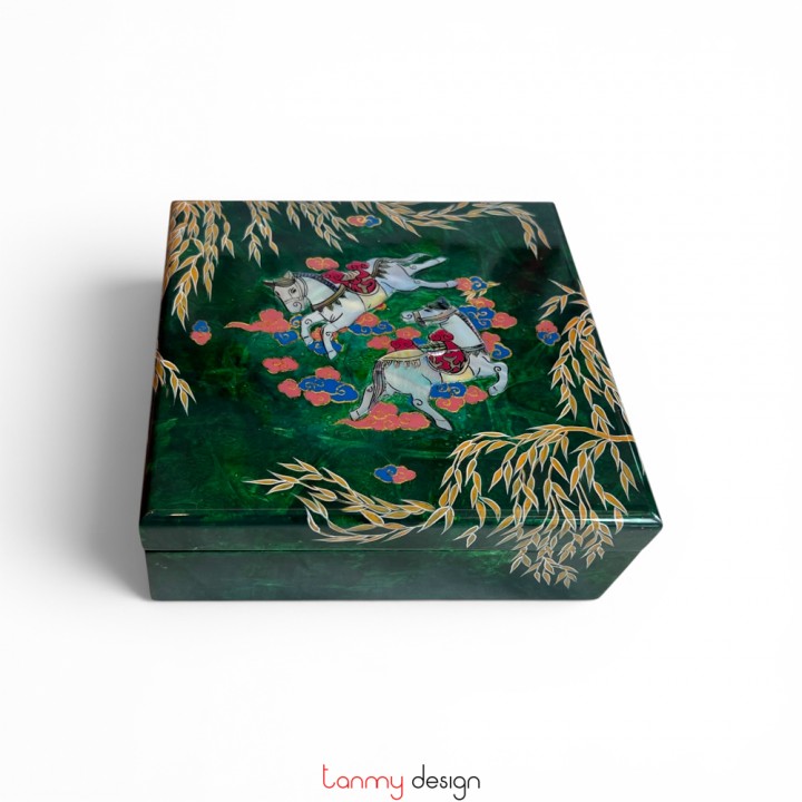 Hộp sơn mài họa tiết Liễu Mã 16x16 cm